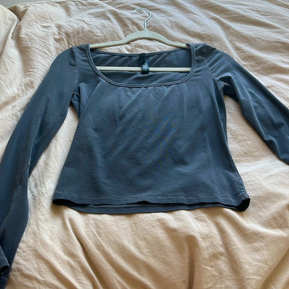 Skims Vintage Cropped LS in Ash